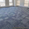 Modułowe płytki dywanowe Airport Square z podkładem bitumicznym z PCV